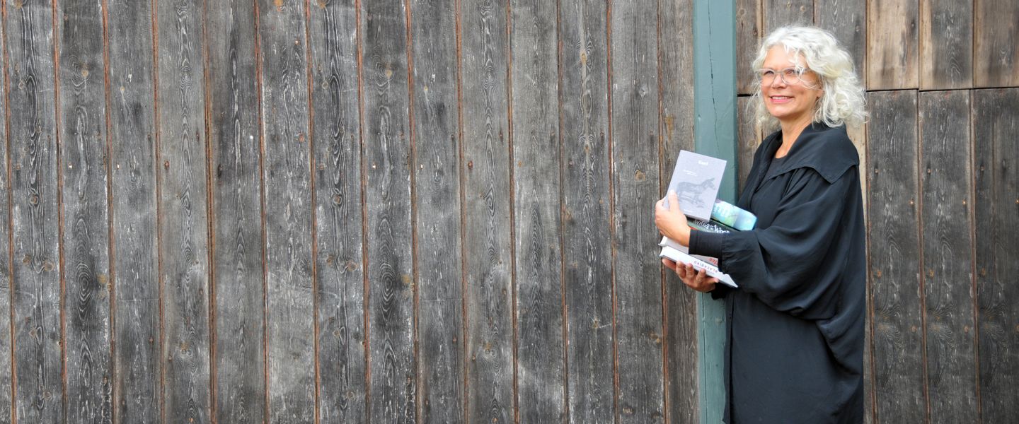Bücherstube vor Ort - große Buch Auswahl, ihr Buchladen in Bardowick